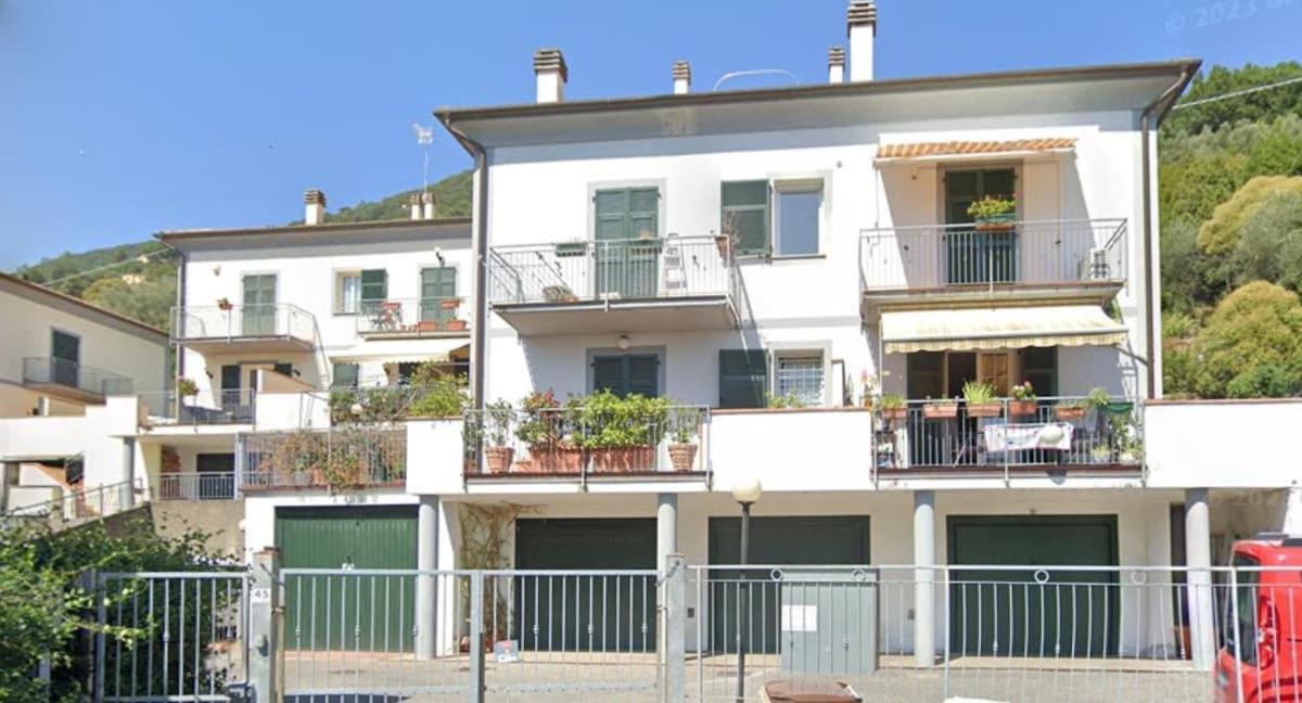 Casa Sarina Modern Apartment With City And Sea View Up To 6 Ppl Garage On Request لا سبيتسْيا المظهر الخارجي الصورة