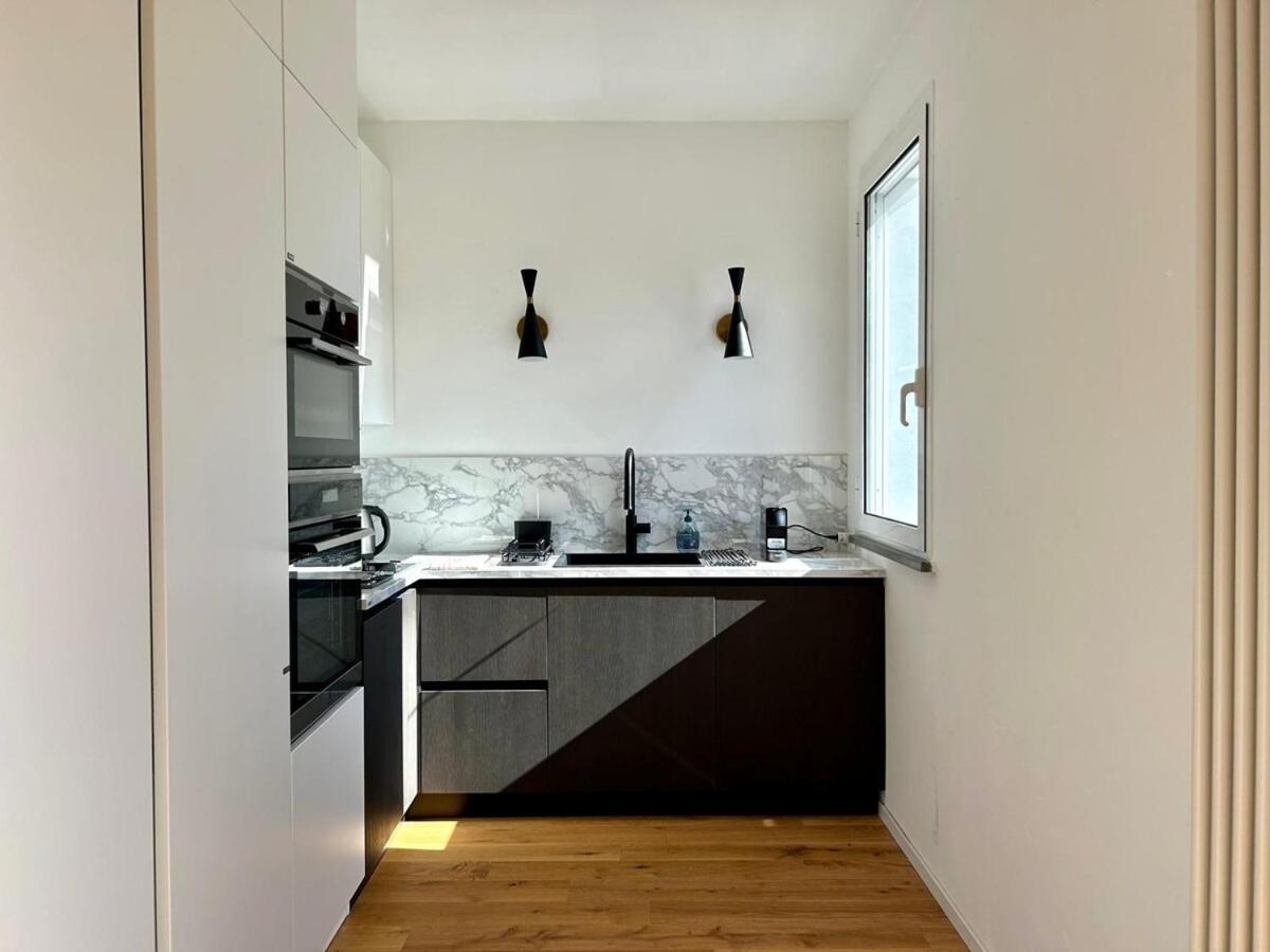 Casa Sarina Modern Apartment With City And Sea View Up To 6 Ppl Garage On Request لا سبيتسْيا المظهر الخارجي الصورة